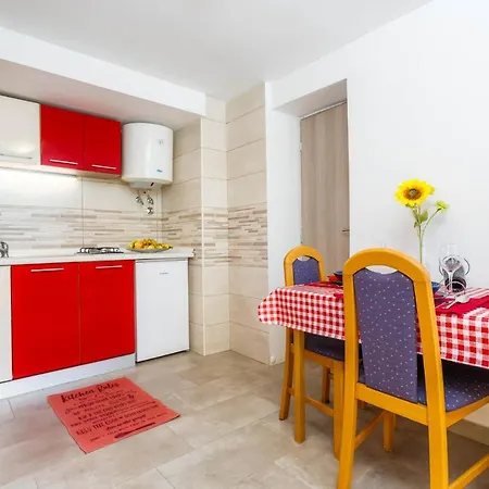 Apartment Mirela Krk Town Exterior photo