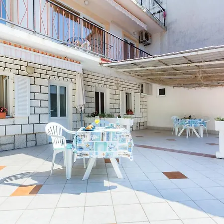 Apartment Mirela Krk Town Exterior photo