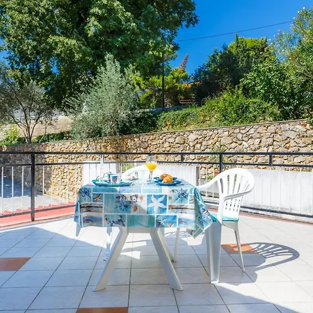 Apartment Mirela Krk Town Exterior photo